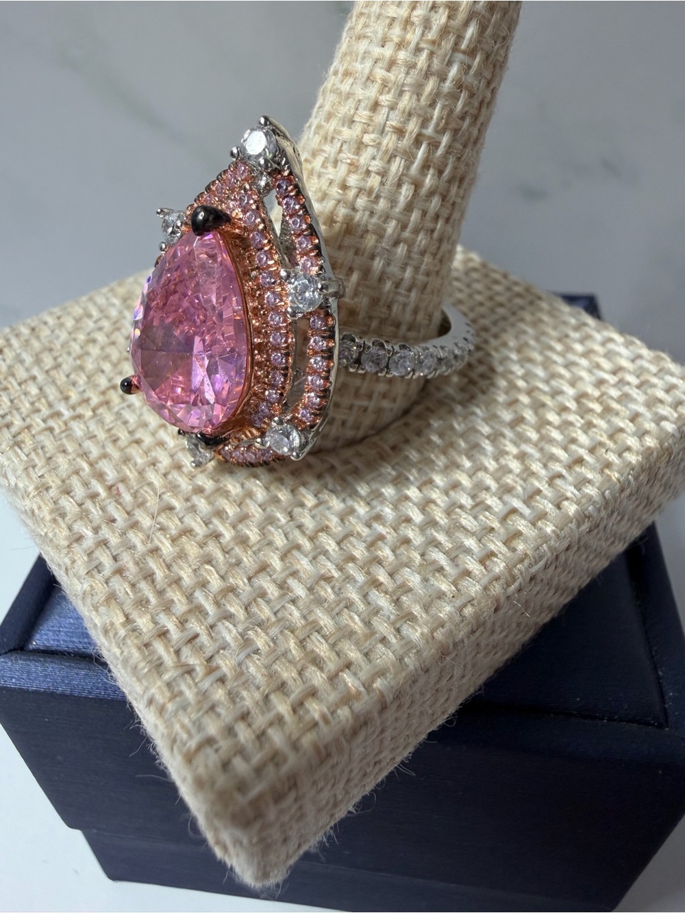 BP Pink Teardrop Halo Ring S925 size 8